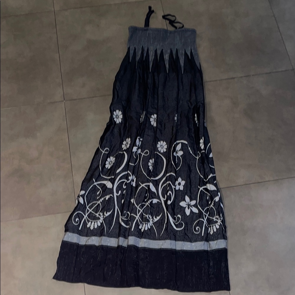 Elegant Black and White Floral Skirt